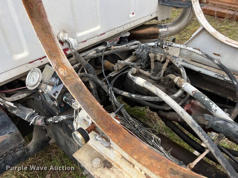 image for item ID9345 2000 Sterling L9500  ready mix truck