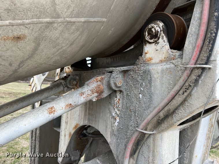 image for item ID9345 2000 Sterling L9500  ready mix truck