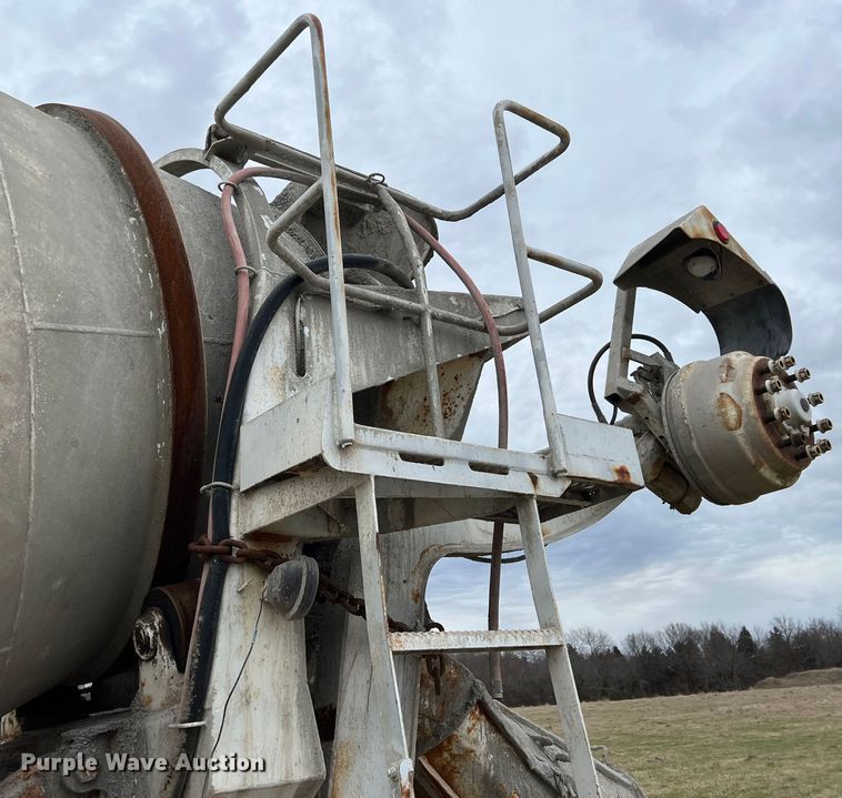 image for item ID9345 2000 Sterling L9500  ready mix truck