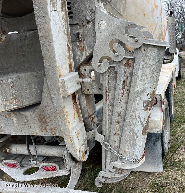 image for item ID9345 2000 Sterling L9500  ready mix truck