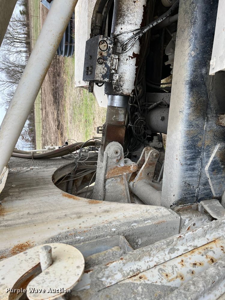 image for item ID9345 2000 Sterling L9500  ready mix truck