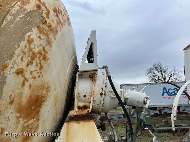 image for item ID9345 2000 Sterling L9500  ready mix truck