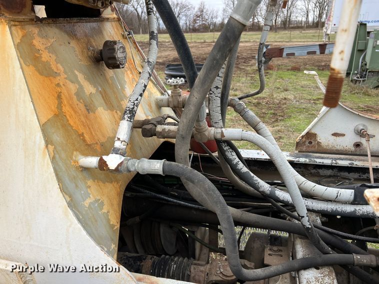 image for item ID9345 2000 Sterling L9500  ready mix truck