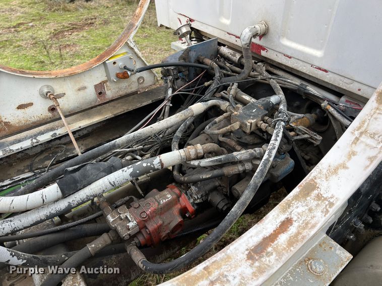 image for item ID9345 2000 Sterling L9500  ready mix truck