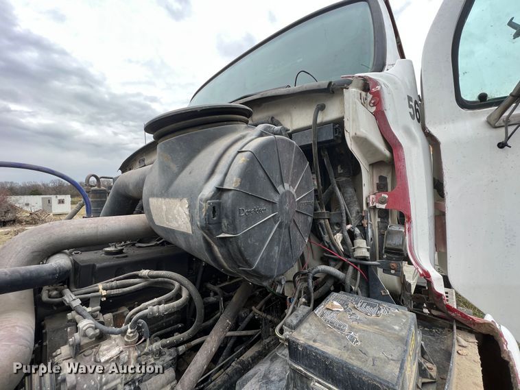 image for item ID9345 2000 Sterling L9500  ready mix truck