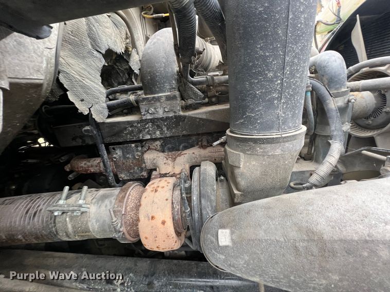 image for item ID9345 2000 Sterling L9500  ready mix truck