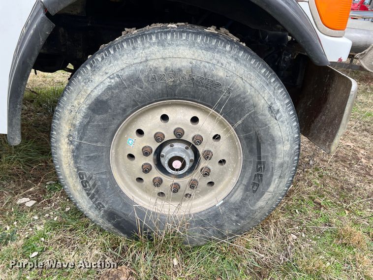 image for item ID9345 2000 Sterling L9500  ready mix truck