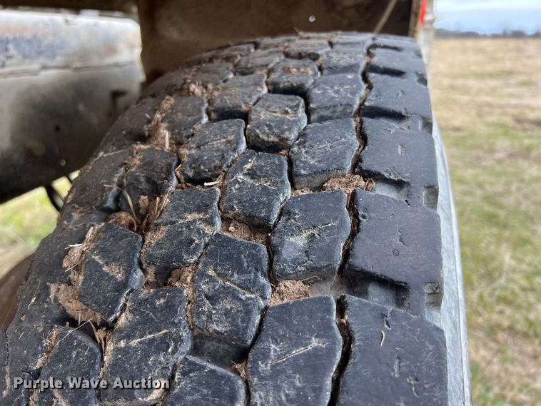 image for item ID9345 2000 Sterling L9500  ready mix truck