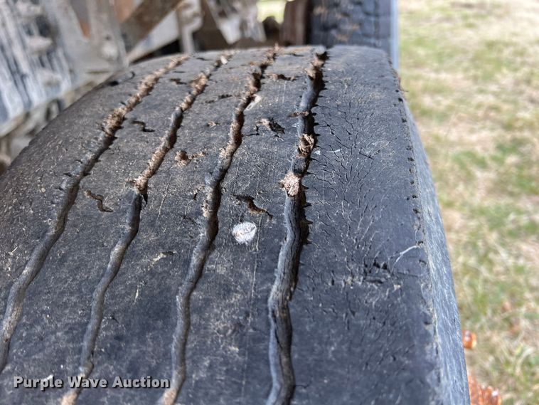 image for item ID9345 2000 Sterling L9500  ready mix truck