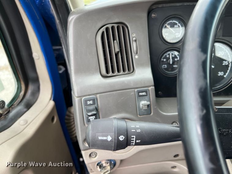 image for item ID9348 2006 Sterling L9500  ready mix truck