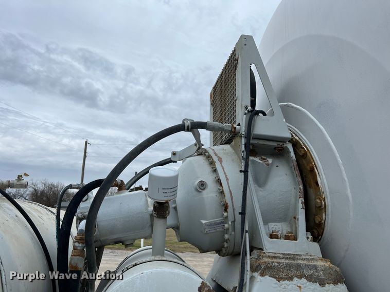 image for item ID9348 2006 Sterling L9500  ready mix truck