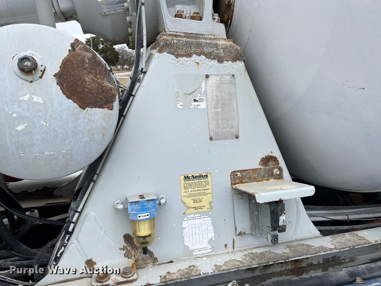 image for item ID9348 2006 Sterling L9500  ready mix truck