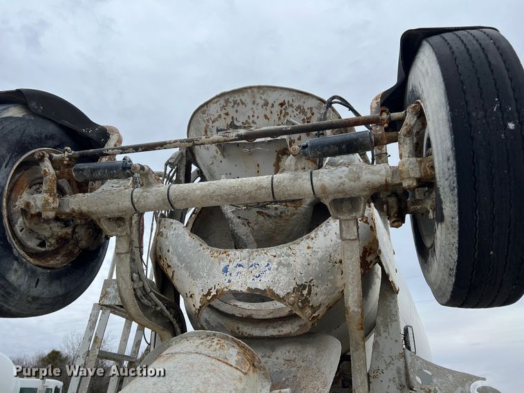 image for item ID9348 2006 Sterling L9500  ready mix truck