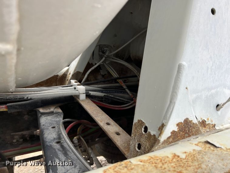 image for item ID9348 2006 Sterling L9500  ready mix truck