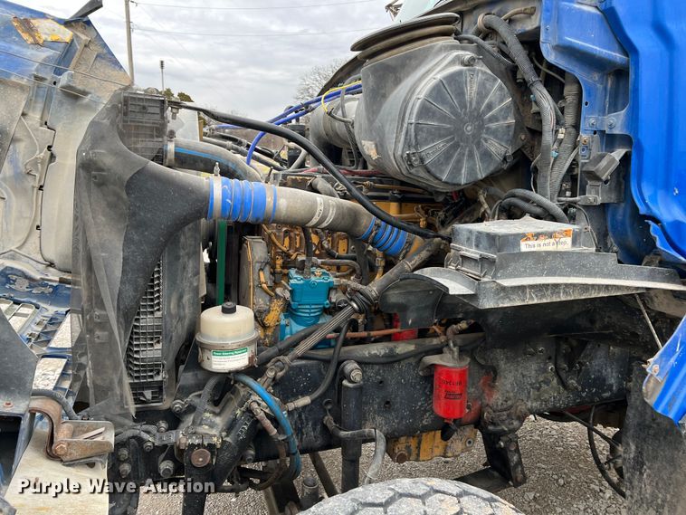 image for item ID9348 2006 Sterling L9500  ready mix truck