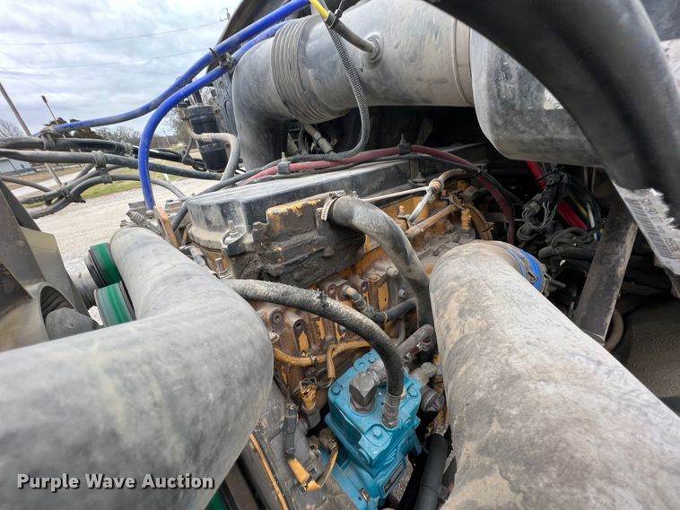 image for item ID9348 2006 Sterling L9500  ready mix truck