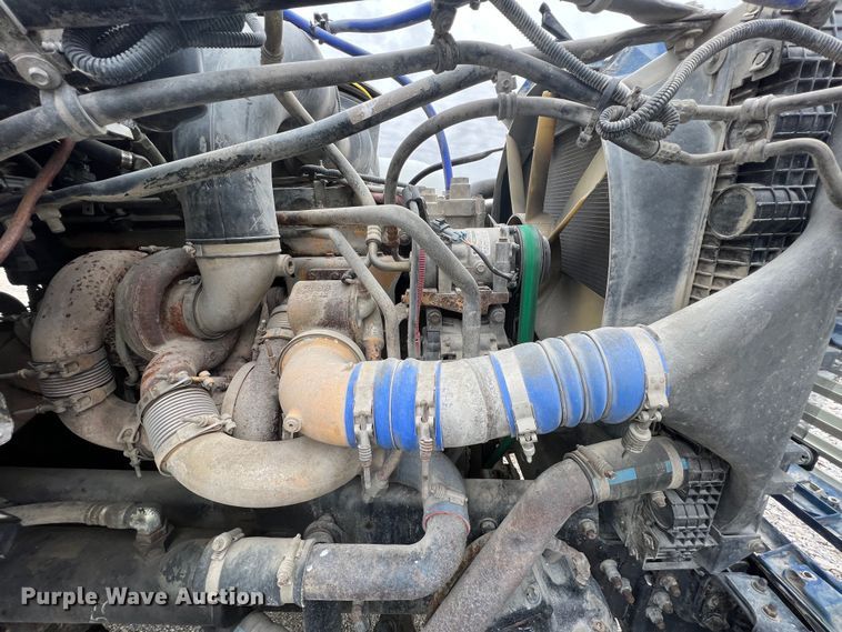 image for item ID9348 2006 Sterling L9500  ready mix truck