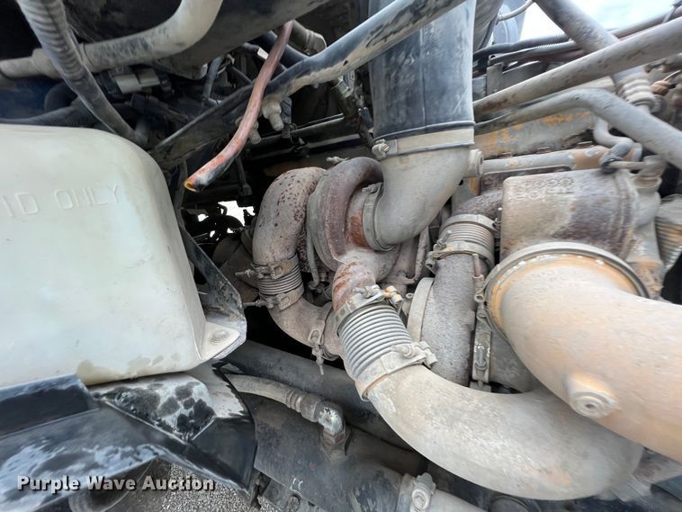 image for item ID9348 2006 Sterling L9500  ready mix truck