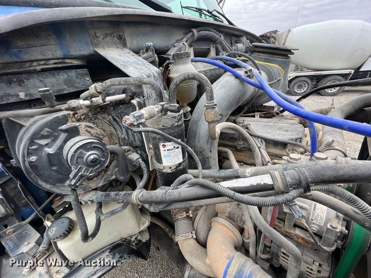 image for item ID9348 2006 Sterling L9500  ready mix truck