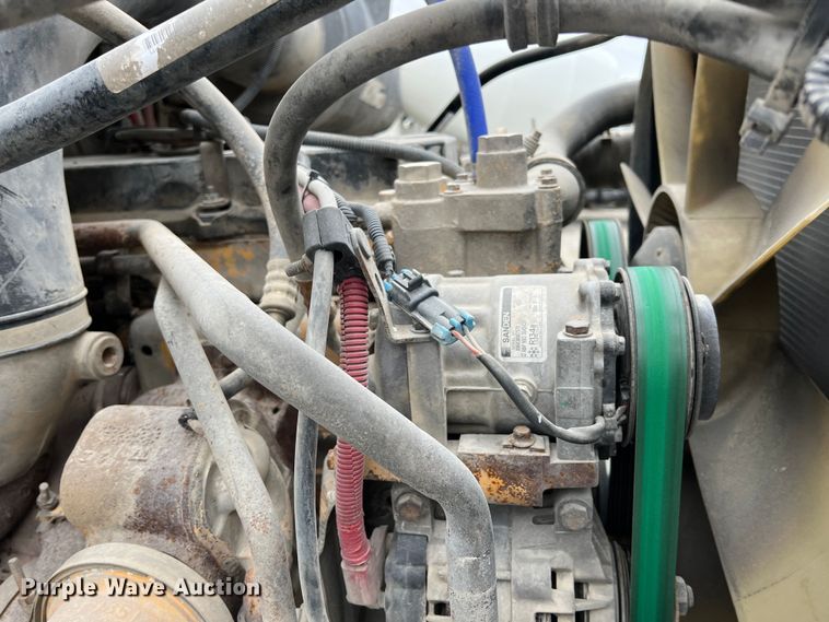 image for item ID9348 2006 Sterling L9500  ready mix truck