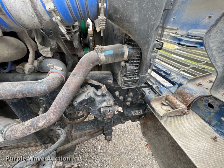 image for item ID9348 2006 Sterling L9500  ready mix truck