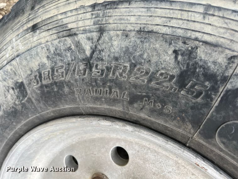 image for item ID9348 2006 Sterling L9500  ready mix truck