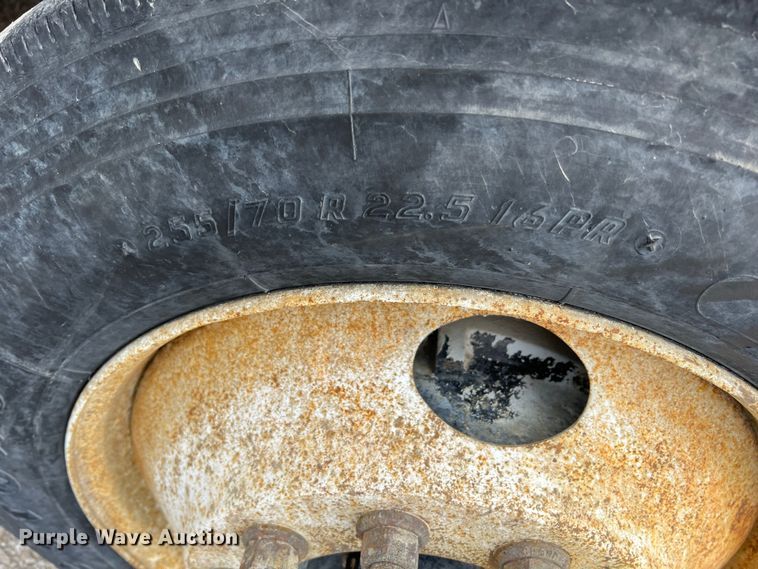 image for item ID9348 2006 Sterling L9500  ready mix truck