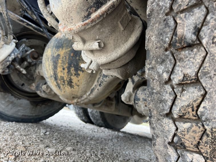 image for item ID9348 2006 Sterling L9500  ready mix truck