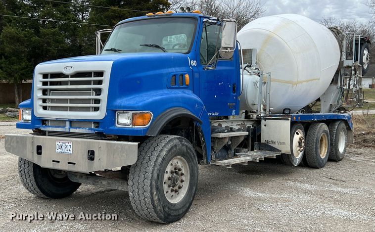 image for item ID9349 2006 Sterling L9500  ready mix truck