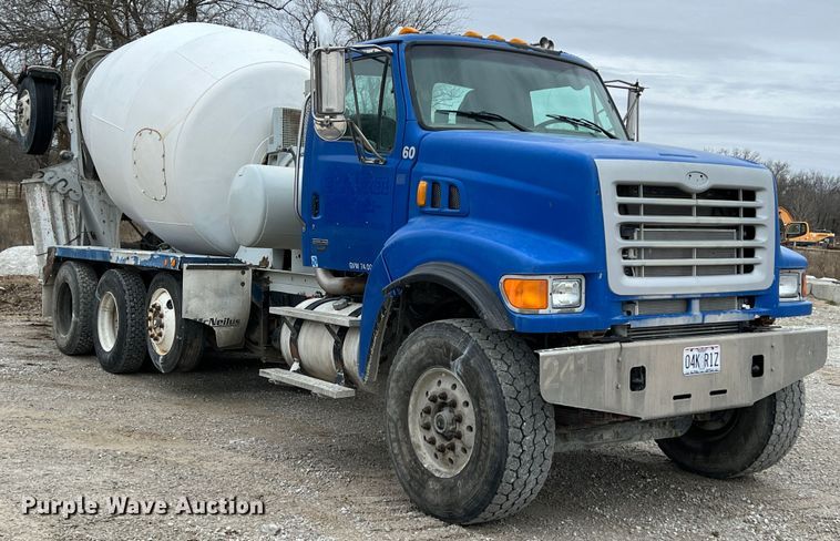 image for item ID9349 2006 Sterling L9500  ready mix truck