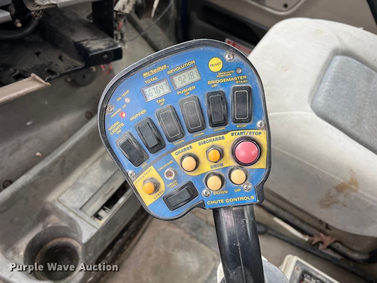 image for item ID9349 2006 Sterling L9500  ready mix truck