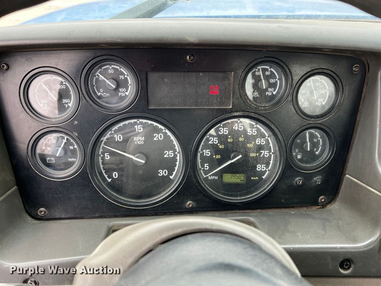 image for item ID9349 2006 Sterling L9500  ready mix truck