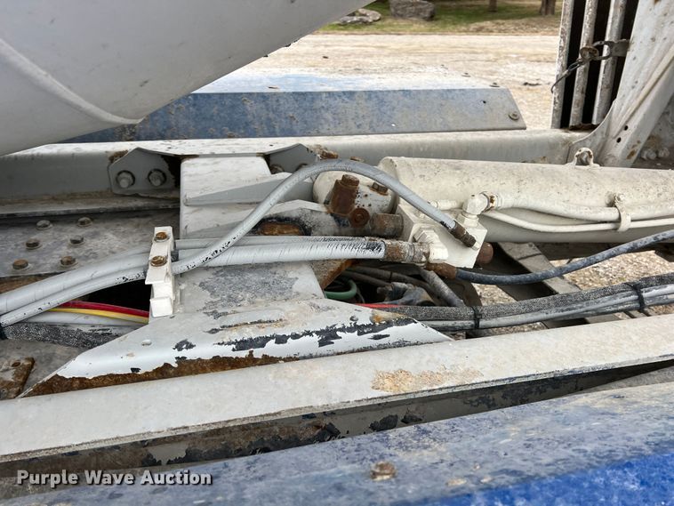 image for item ID9349 2006 Sterling L9500  ready mix truck