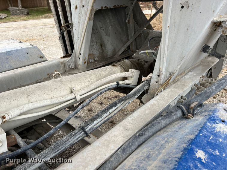 image for item ID9349 2006 Sterling L9500  ready mix truck