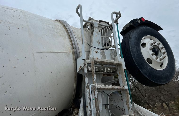 image for item ID9349 2006 Sterling L9500  ready mix truck