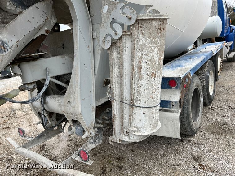 image for item ID9349 2006 Sterling L9500  ready mix truck
