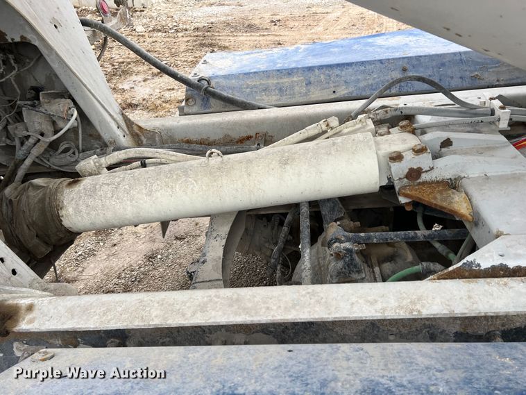 image for item ID9349 2006 Sterling L9500  ready mix truck