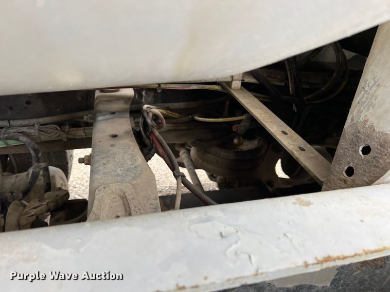 image for item ID9349 2006 Sterling L9500  ready mix truck