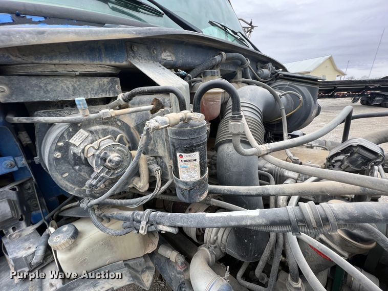 image for item ID9349 2006 Sterling L9500  ready mix truck