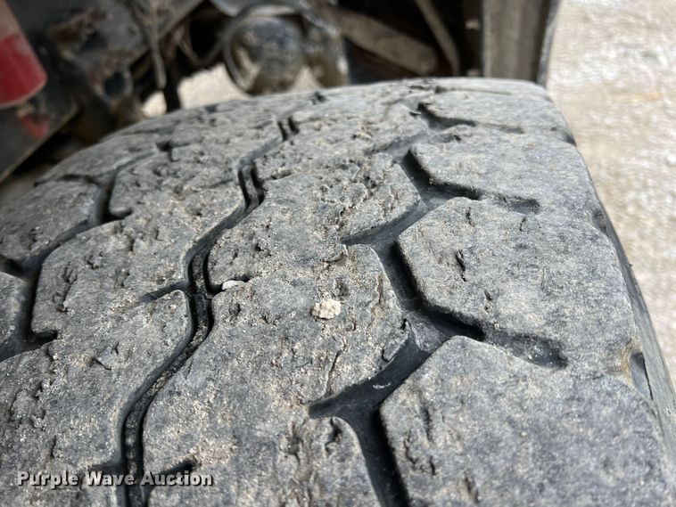 image for item ID9349 2006 Sterling L9500  ready mix truck