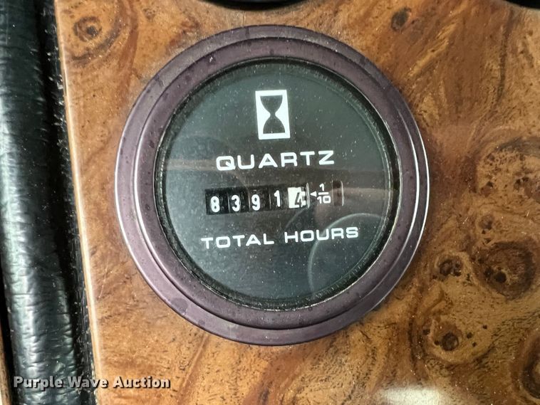 image for item ID9352 2003 Peterbilt 357  ready mix truck