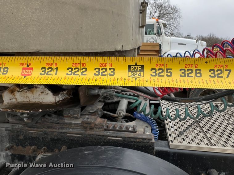 image for item ID9353 1980 Mate  end dump trailer