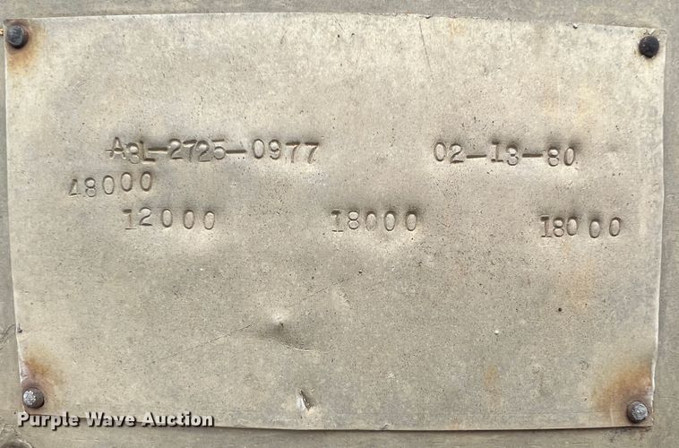 image for item ID9353 1980 Mate  end dump trailer