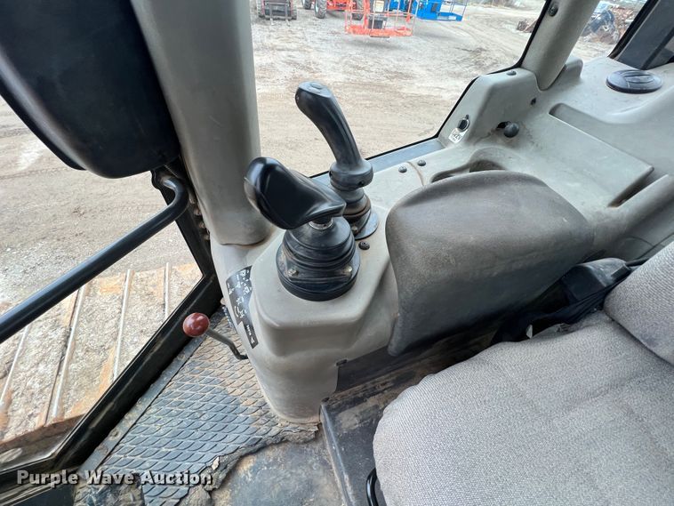 image for item ID9355 2009 Case 1650L  dozer