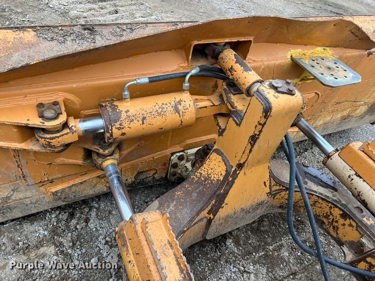 image for item ID9355 2009 Case 1650L  dozer