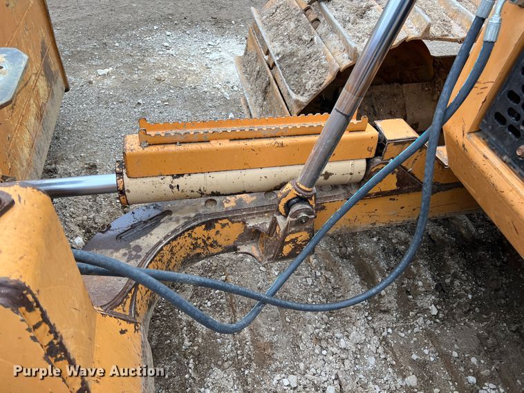 image for item ID9355 2009 Case 1650L  dozer