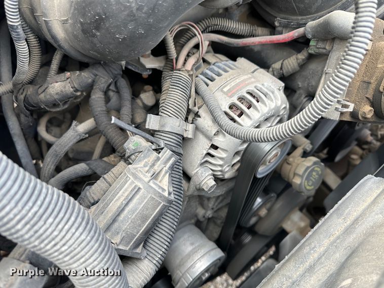 image for item JD9652 2006 GMC C4500  flatbed truck