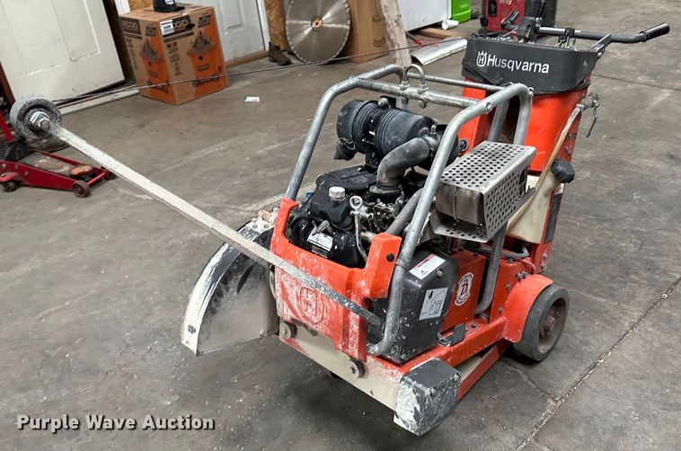 image for item JD9654 Husqvarna FS524  concrete saw