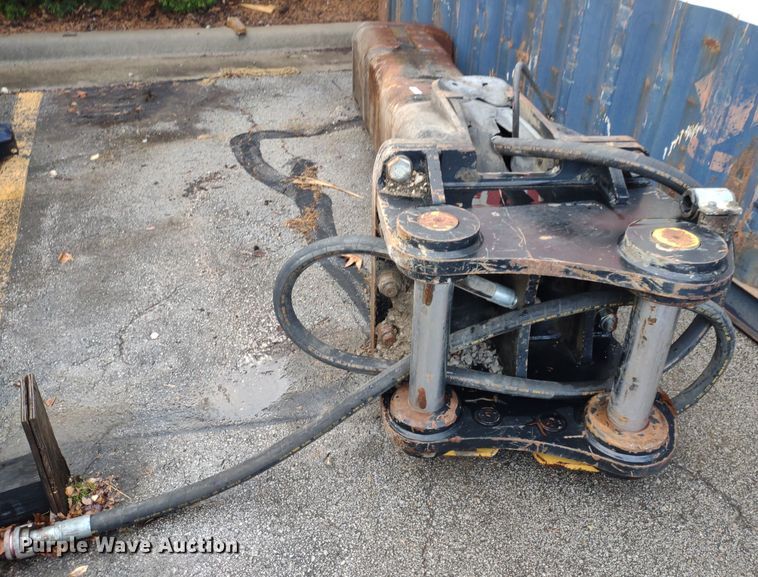 image for item JK9116 Caterpillar H160  breaker