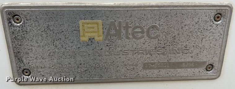 image for item JU9727 1996 Ford F800  utility / service truck